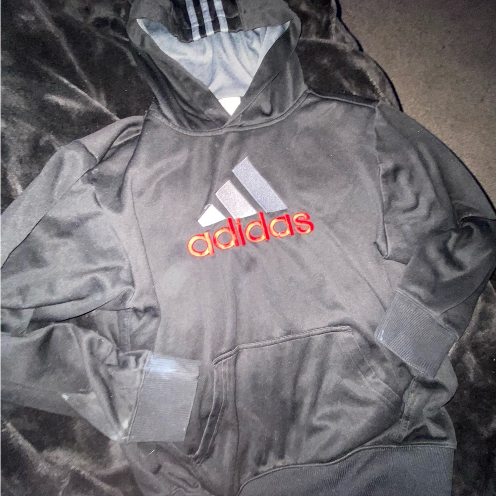 Adidas boys Hoodie buddle